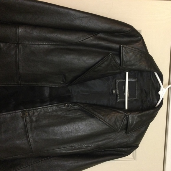 ANDREW MARC Women’s Leather Jacket - Picture 4 of 15